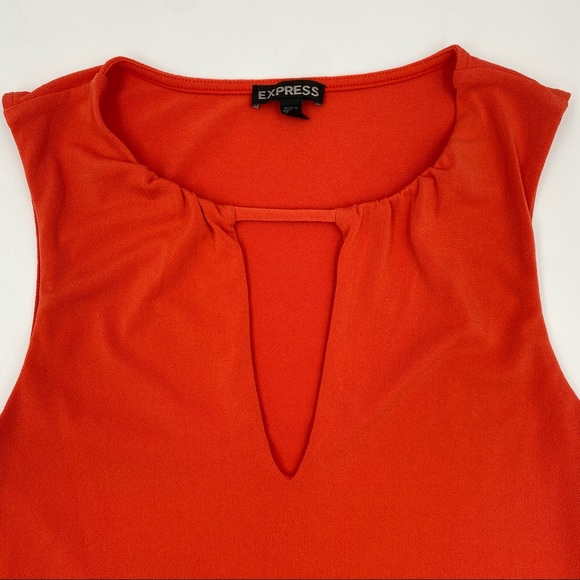 Express Sleeveless Top - Picture 2 of 5